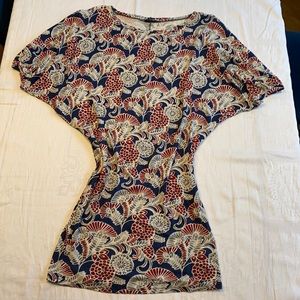 Vintage Sisley tunic top. Open shoulder detail, short sleeve tunic top. One size